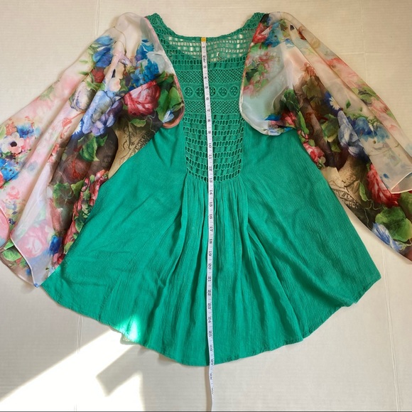 Ellemairco women’s boho bespoke flowy high low green floral crochet blouse - Med - Picture 12 of 13